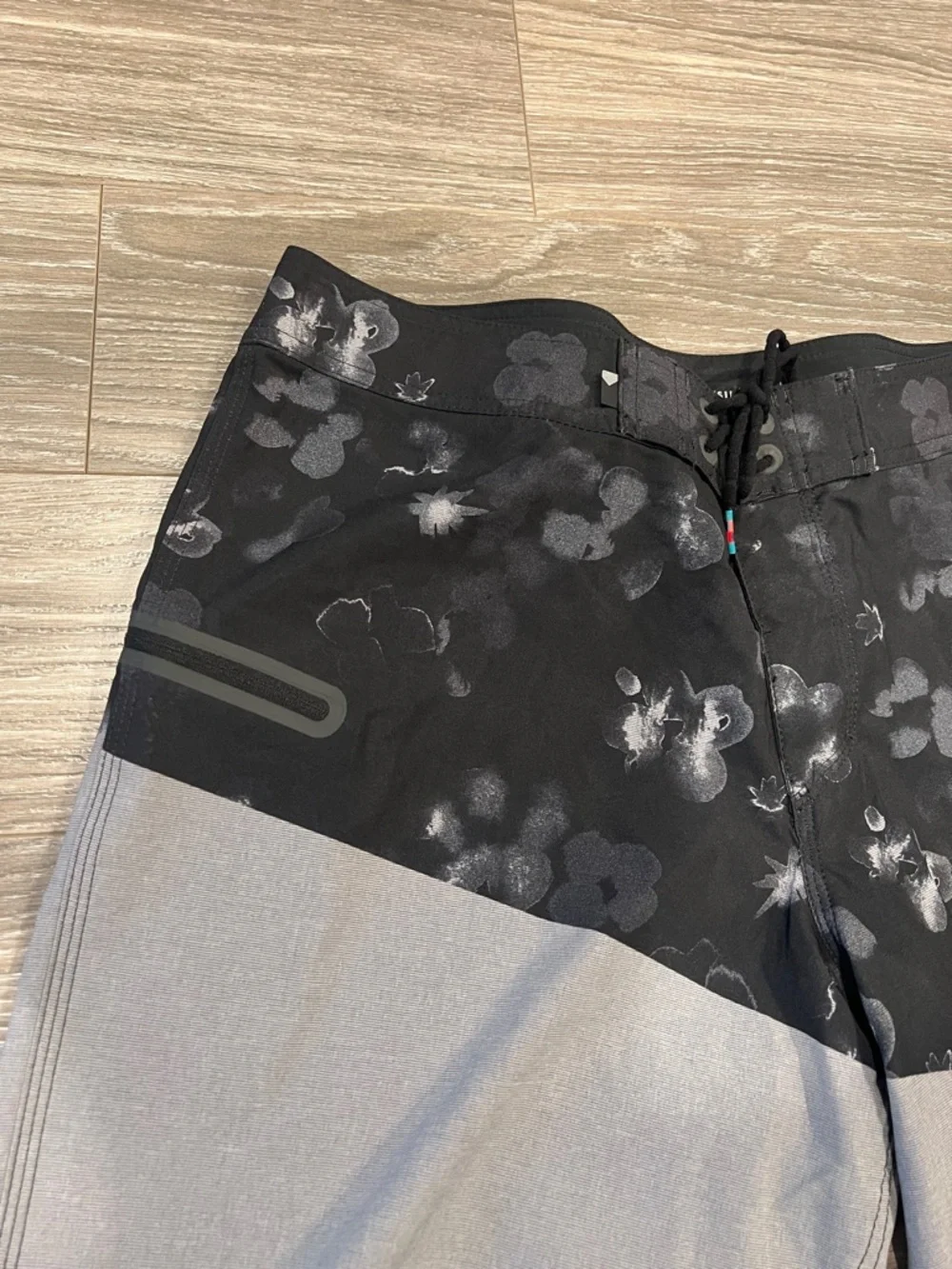 Quiksilver Two-Tone Black Floral & Gray Boardshorts
